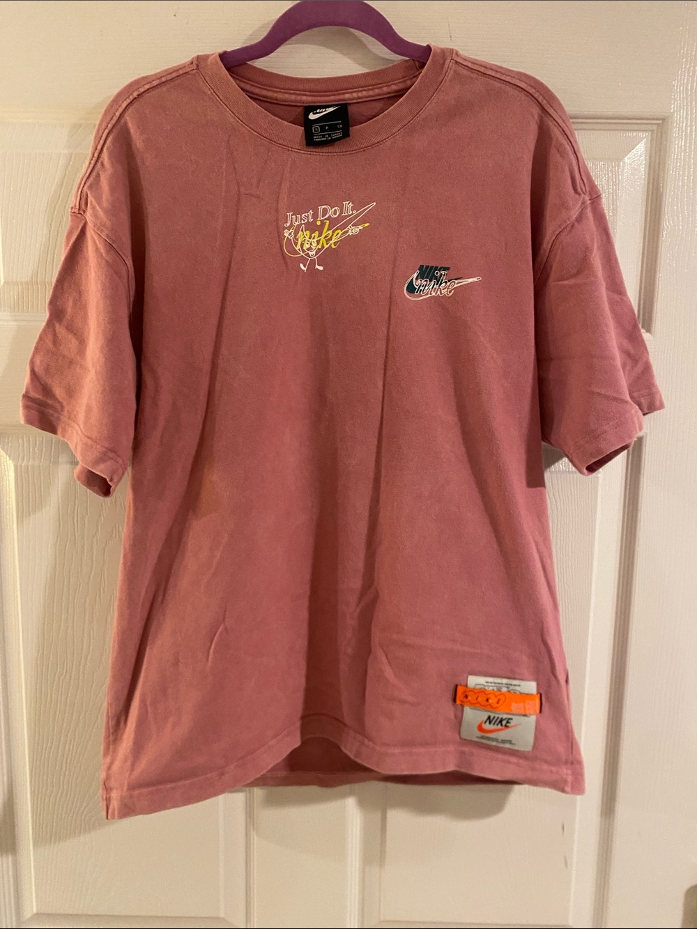Nike Men's Muted Rose Graphic Logo Short Sleeve Tee
